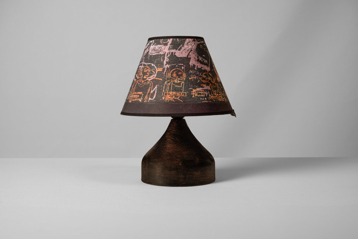 Crown Distressed No6 | Abajur